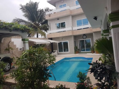 Belle villa 4 chambres avec piscine