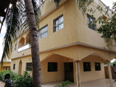 villa 4 chambres avec titre foncier