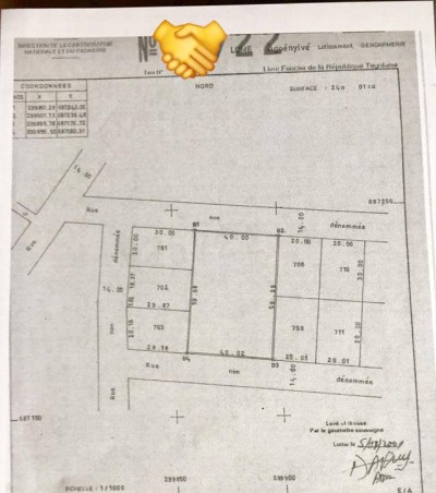 4 lots collés avec titre foncier
