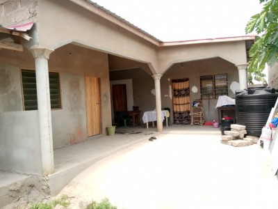 Maison de location de 6 pieces sur démi lot avec 1 tampon OTR