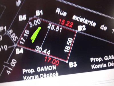 Démi lot avec 1 nouveau tampon otr à 1km de la grande voie