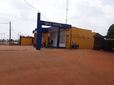 15 lots collés ( 90a ) avec 1 tampon otr à 1.8km du goudron
