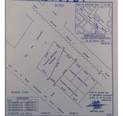 2 lots collés avec titre foncier au bord du goudron
