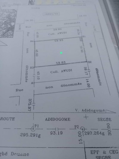 4 lots collés cloturés avec titre foncier à 250m du goudron