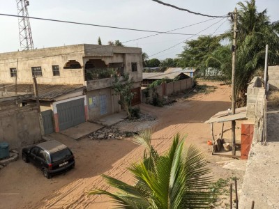 villa 4 chambres inachévée sur 1/4 de lot avec 1 tampon