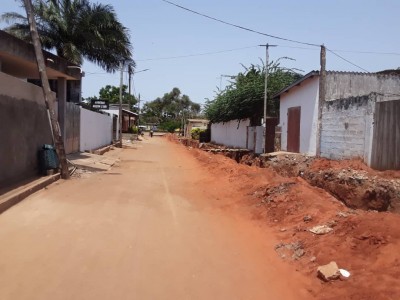 1 lot cloturé avec titre foncier ( + vieille villa )