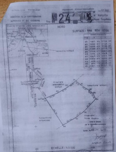 grand domaine de 7 hectares avec titre foncier à 900m du goudron