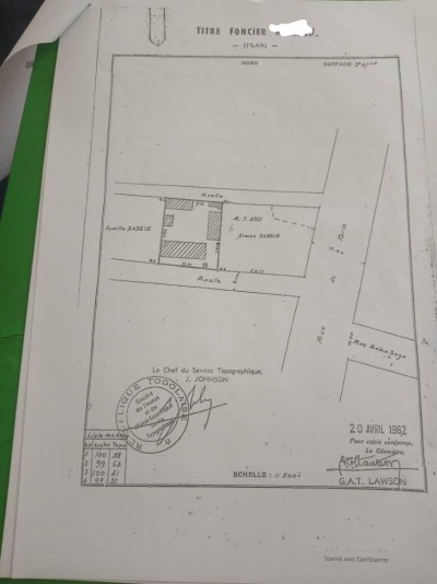 démi lot carré cloturé  avec titre foncier