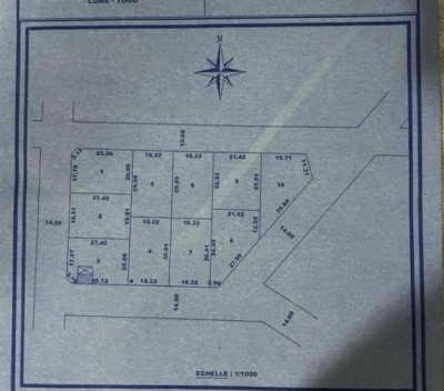 8 lots collés cloturés avec titre foncier à 500m du goudron