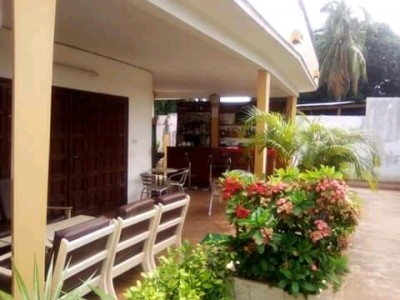 villa 5 chambres avec titre foncier