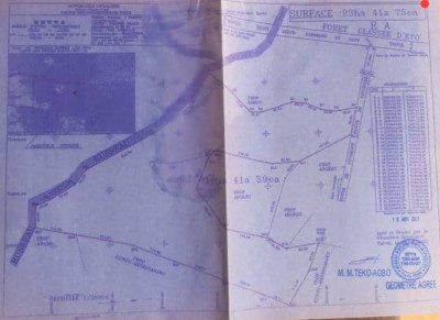 23 hectares collés avec plan lévé + mandat à 10km du goudron
