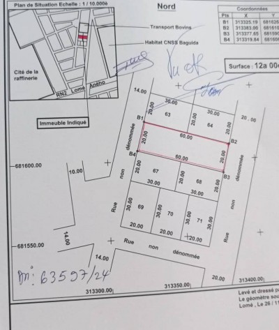 1 lot cloturé avec titre foncier global à 300m du goudron
