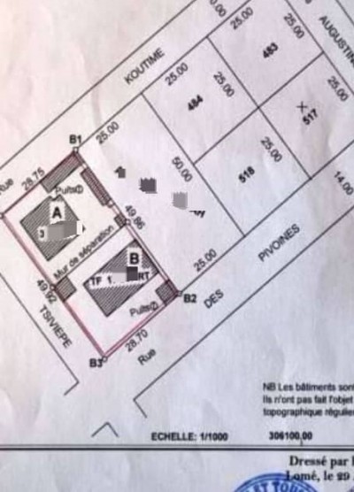 2 lots et démi collés avec titre foncier à 50m du goudron