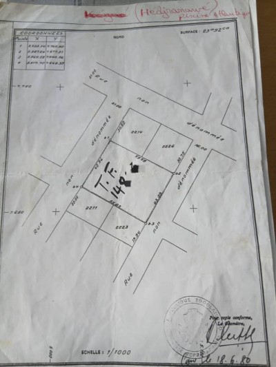 4 lots collés avec titre foncier
