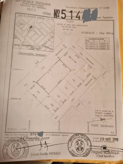 3 lots collés cloturés avec titre foncier à 500m du goudron