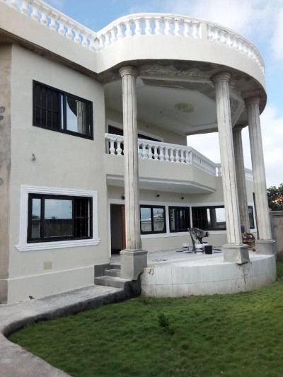 sublime villa 4 chambres sur 1 lot avec titre foncier