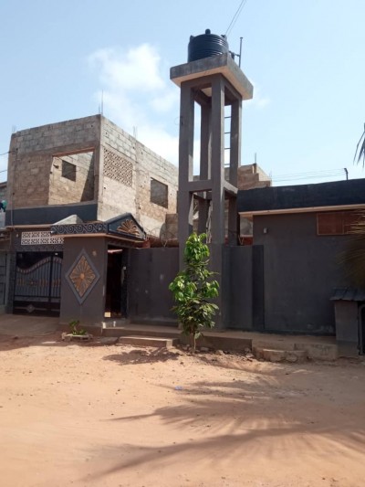 villa duplex 9 chambres sur 3/4 de lot avec titre foncier