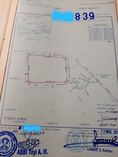 1 hectare 32 ares avec titre foncier à 400m du goudron