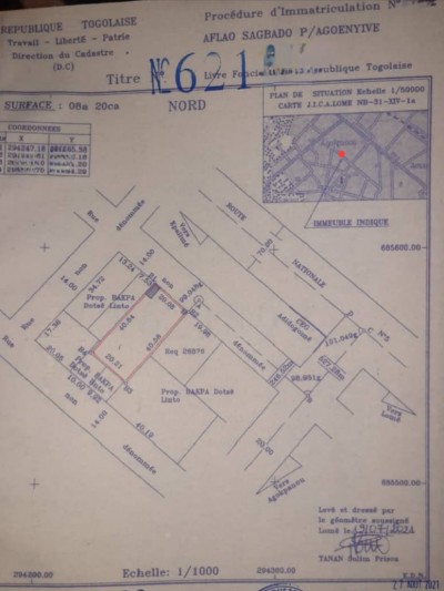 1 lot et démi avec titre foncier  à 200m du goudron