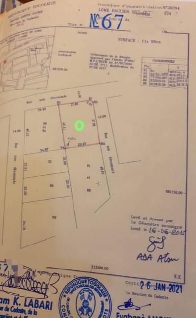 2 lots collés avec titre foncier à 50m du goudron