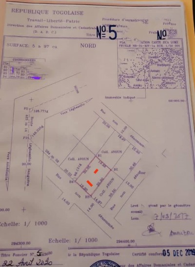 1 lot cloturé avec titre foncier à 100m de la grande voie