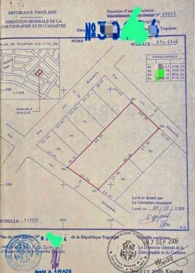 6 lots 1/4 collés cloturés avec titre foncier à 300m du goudron