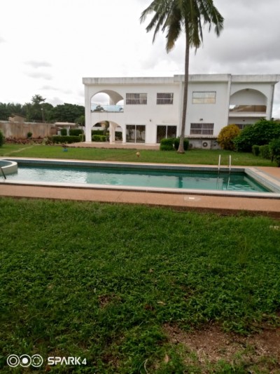 Belle villa 8 chambres avec piscine