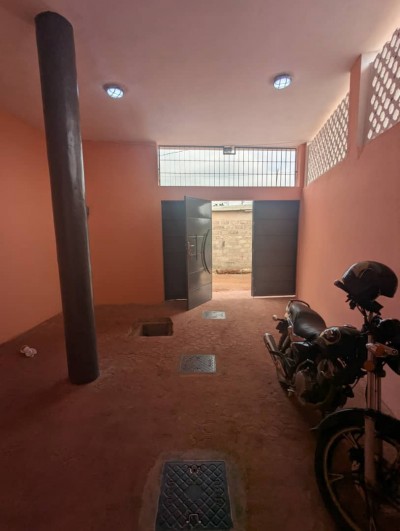 villa 1 chambre sur 1/4 de lot avec titre foncier en cours