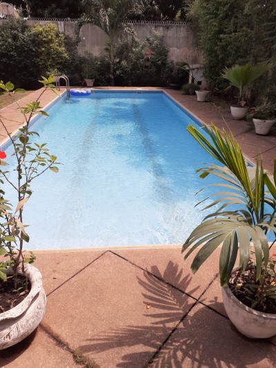 Superbe villa 5 chambres avec piscine