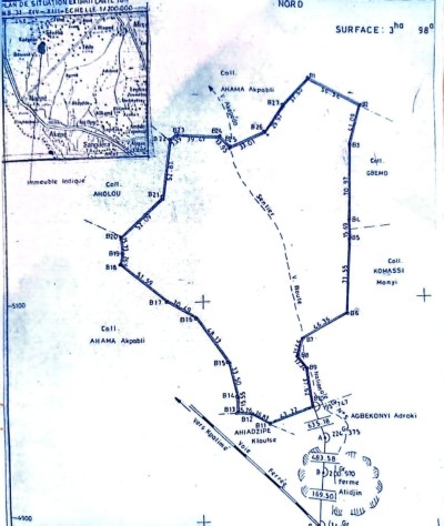 28 lots collés avec titre foncier à 900m du goudron