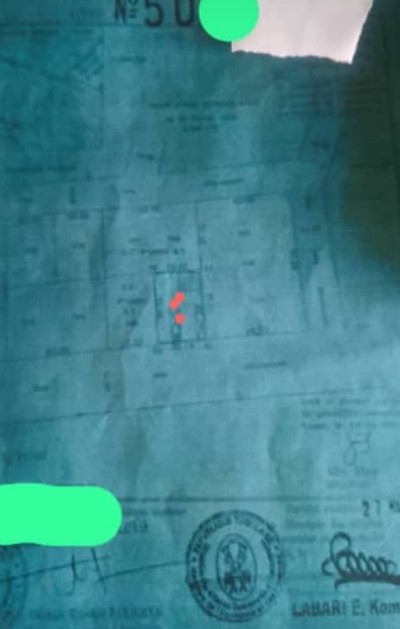 1 lot avec titre foncier à 80m du goudron