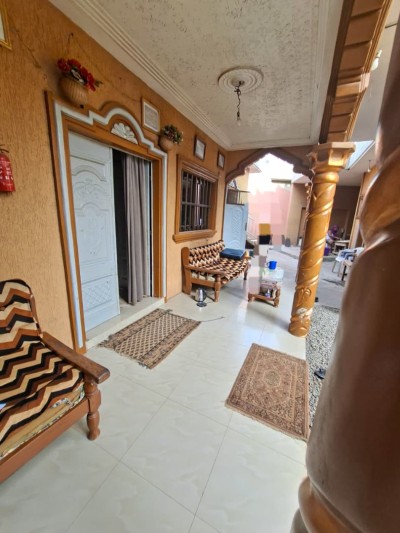 villa duplex  4 chambres sur 3/4 de lot avec titre foncier