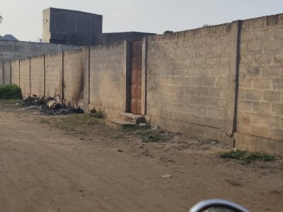 démi lot cloturé avec titre foncier à déduire d'un lot