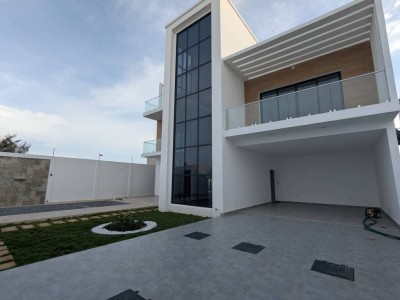 villa duplex 6 ch sur 1 lot avec titre foncier en bord de mer