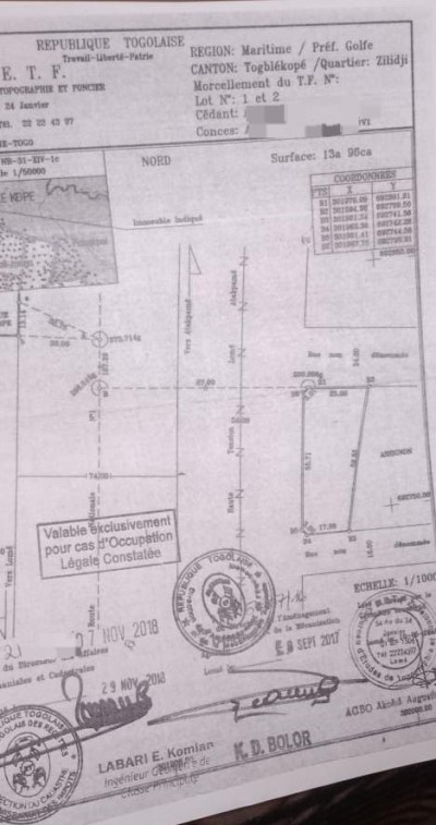 2 lots 1/4 collés avec titre foncier  à 30m du goudron