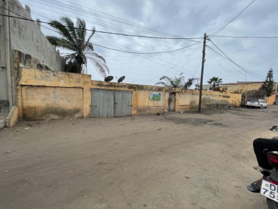 1 lot carré cloturé à 100m du goudron à dékon térrainvito