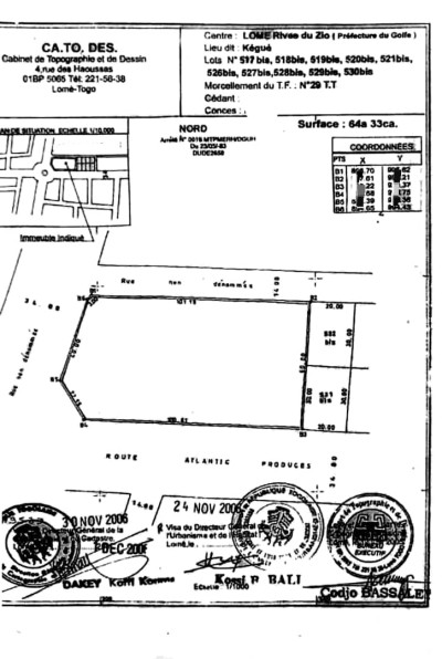 10 lots 3/4 collés cloturés avec titre foncier au bord du goudron