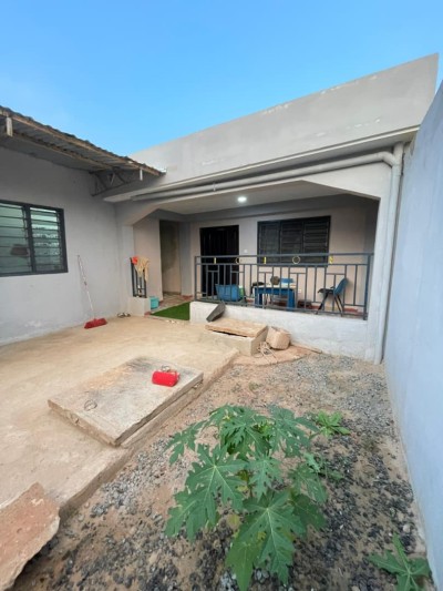 villa 1 chambre sur démi lot avec titre foncier en cours