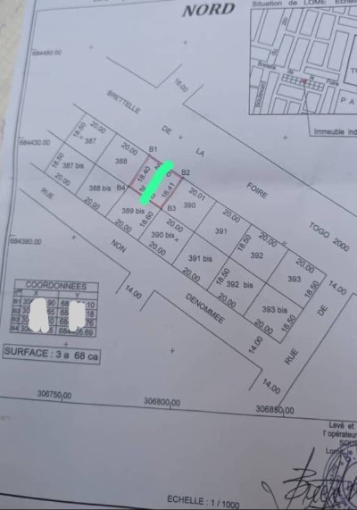 démi lot carré avec plan +mandat au bord du goudron