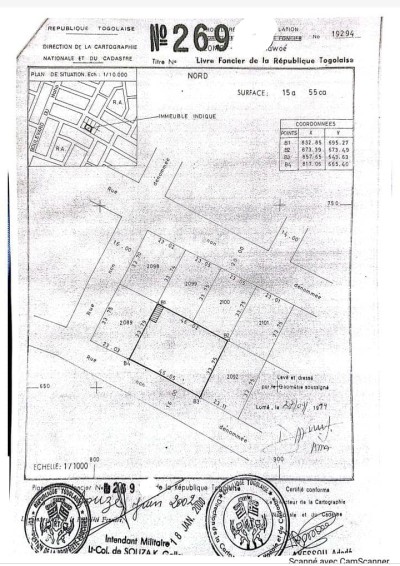 2 lots et démi collés cloturés avec titre foncier à 100m goudron