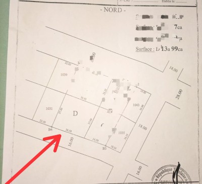 2 lots 1/4 collés avec titre foncier au bord du goudron