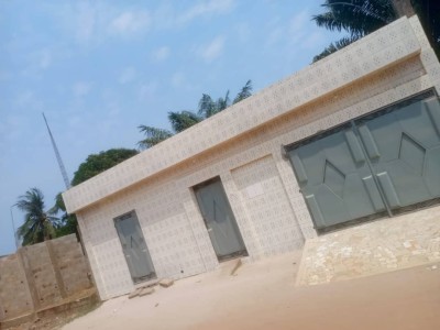 villa 4 chambres sur démi lot avec titre foncier