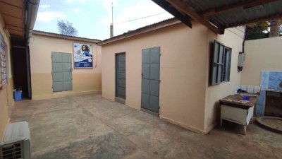 villa 4 chambres sur démi lot avec plan visé