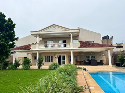 magnifique villa de haut standing 4 chambres sur 1300m2