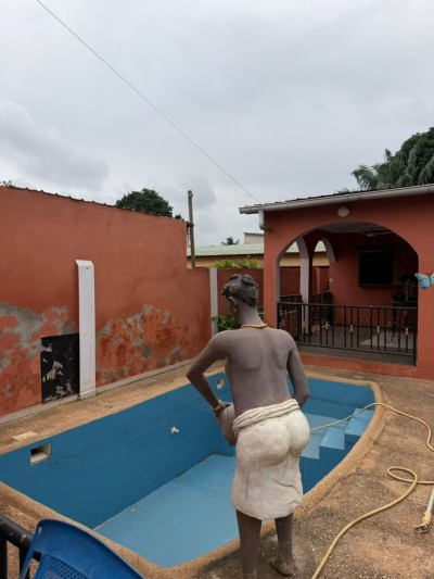 belle villa 2 chambres sur démi lot avec titre foncier