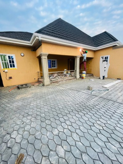 villa 3 chambres sur 3/4 de lot avec titre foncier en cours