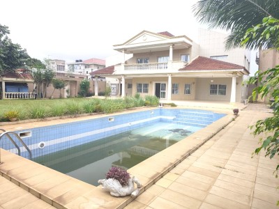 villa duplex 4 chambres sur 900m2 avec titre foncier