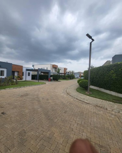 belle villa 3 chambres cité bourgeoise à accra