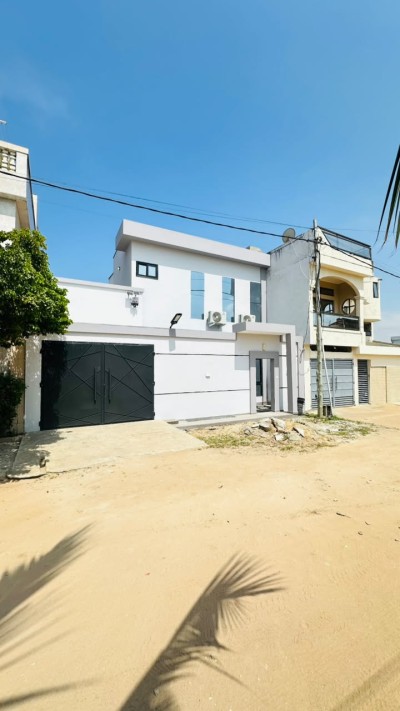villa duplex 3 chambres sur 1/4 lot avec titre foncier