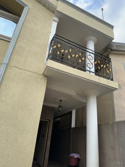 villa duplex 4 chambres sur 1/4 de lot avec titre foncier